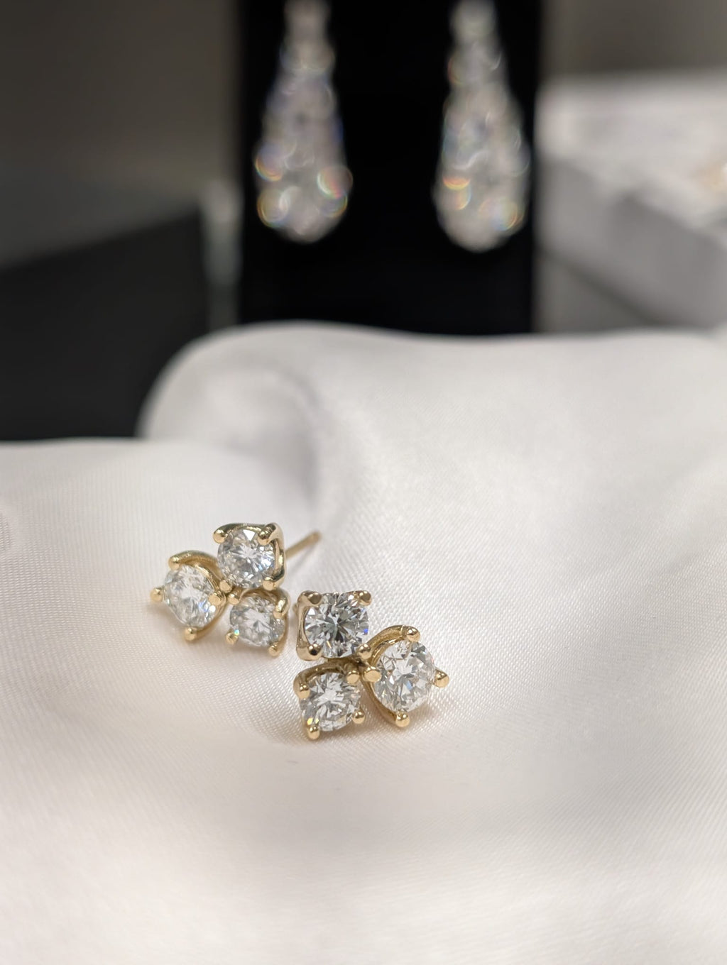 Lumi�re Blossom Diamond Stud Earring image 10