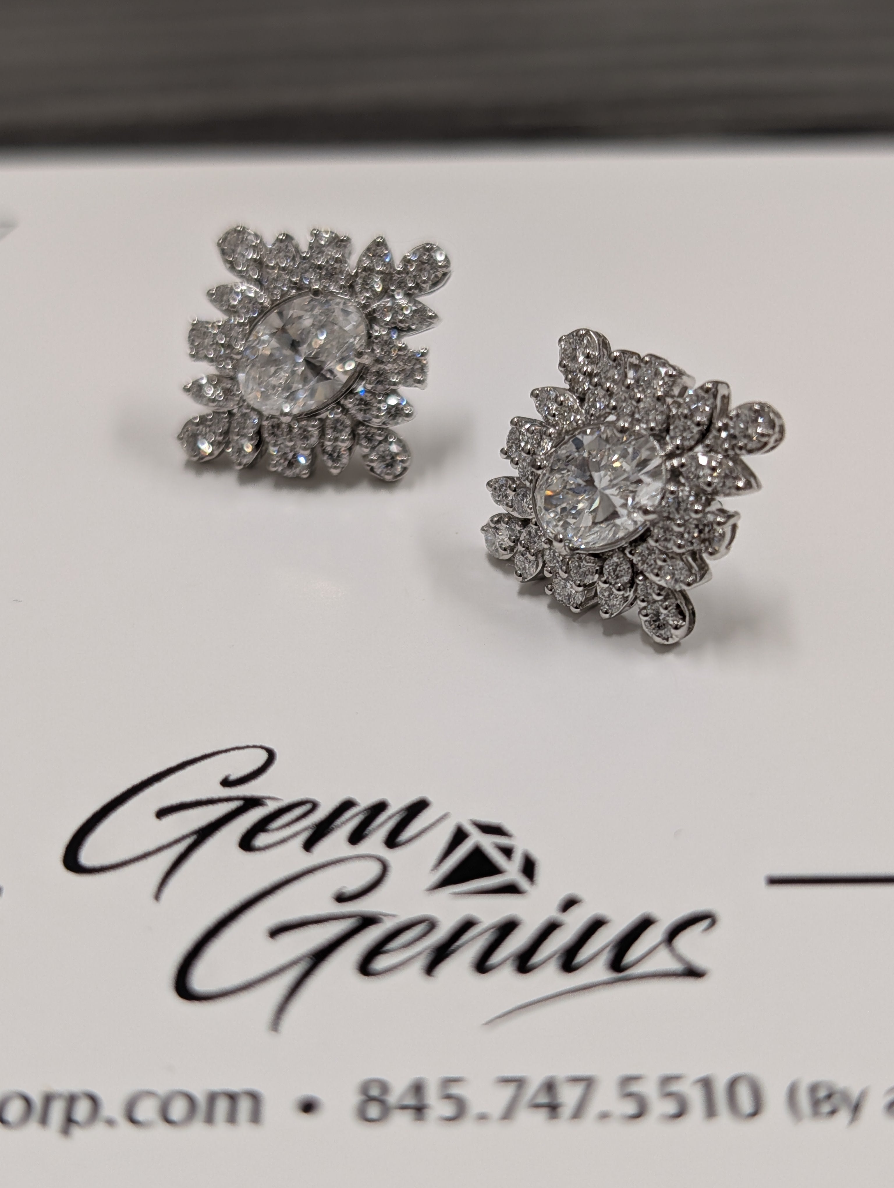 Oval Center Cluster Floral Stud Earring image 5