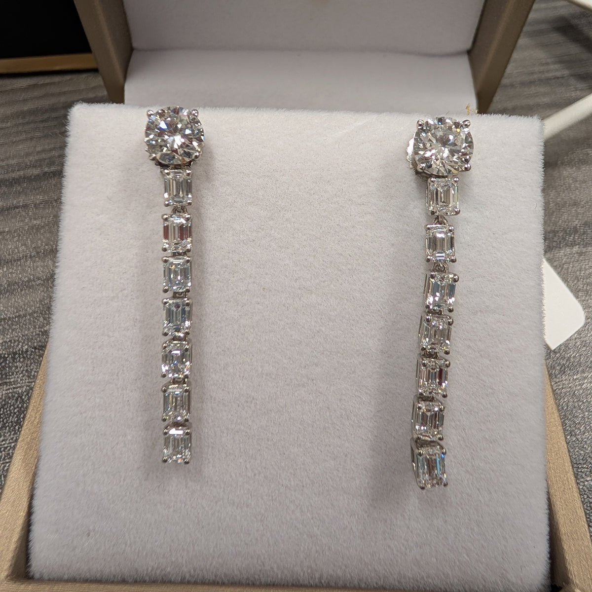 1ct Round Diamond Emerald Cut Line Drop Earring