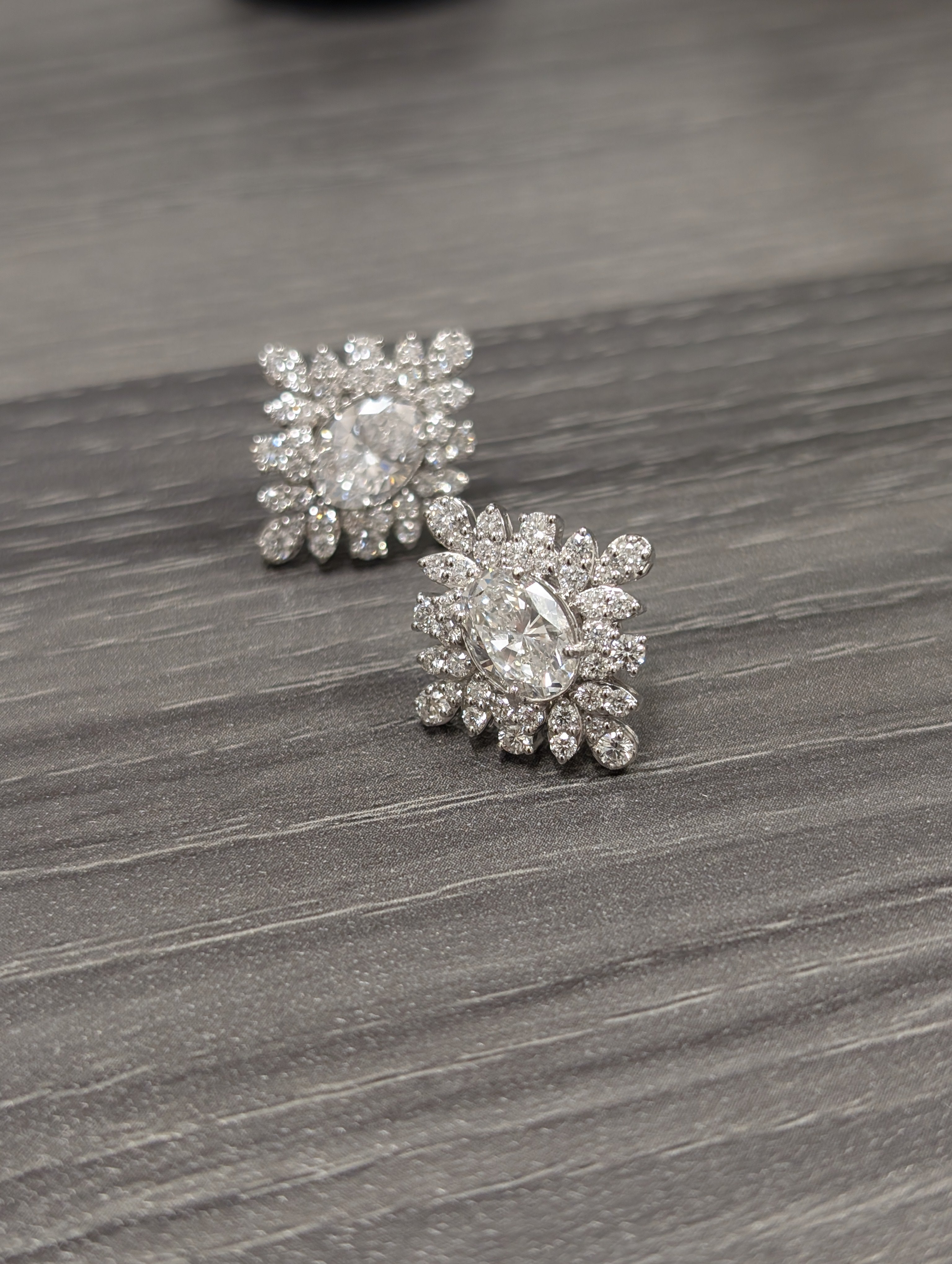 Oval Center Cluster Floral Stud Earring image 11