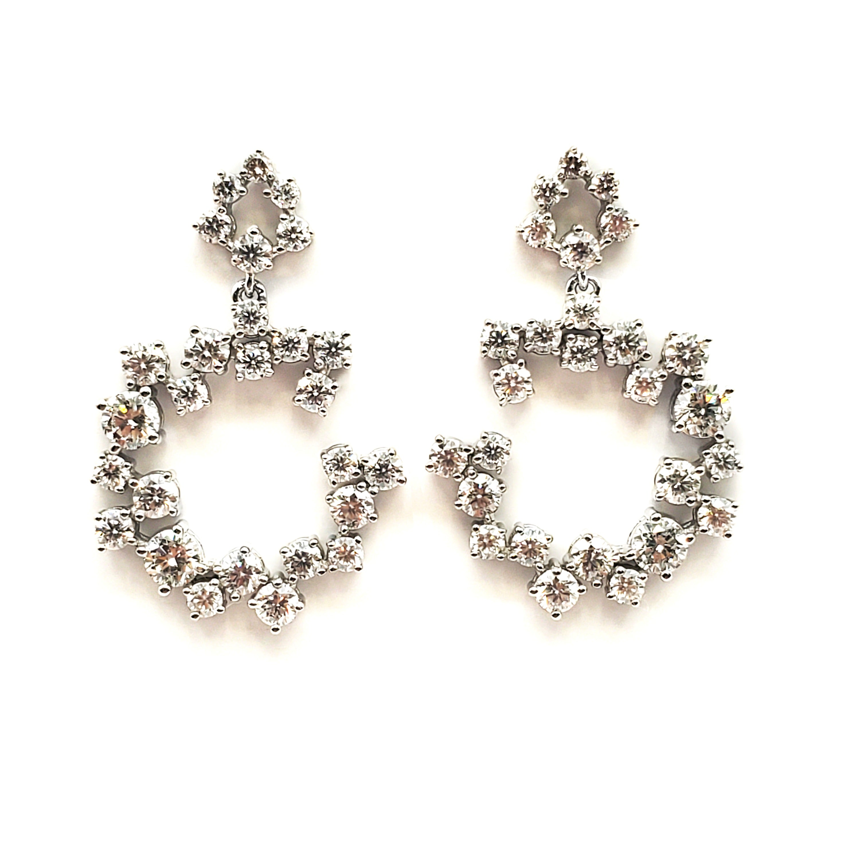 Circle Cluster Diamond Dangle Earring image 1
