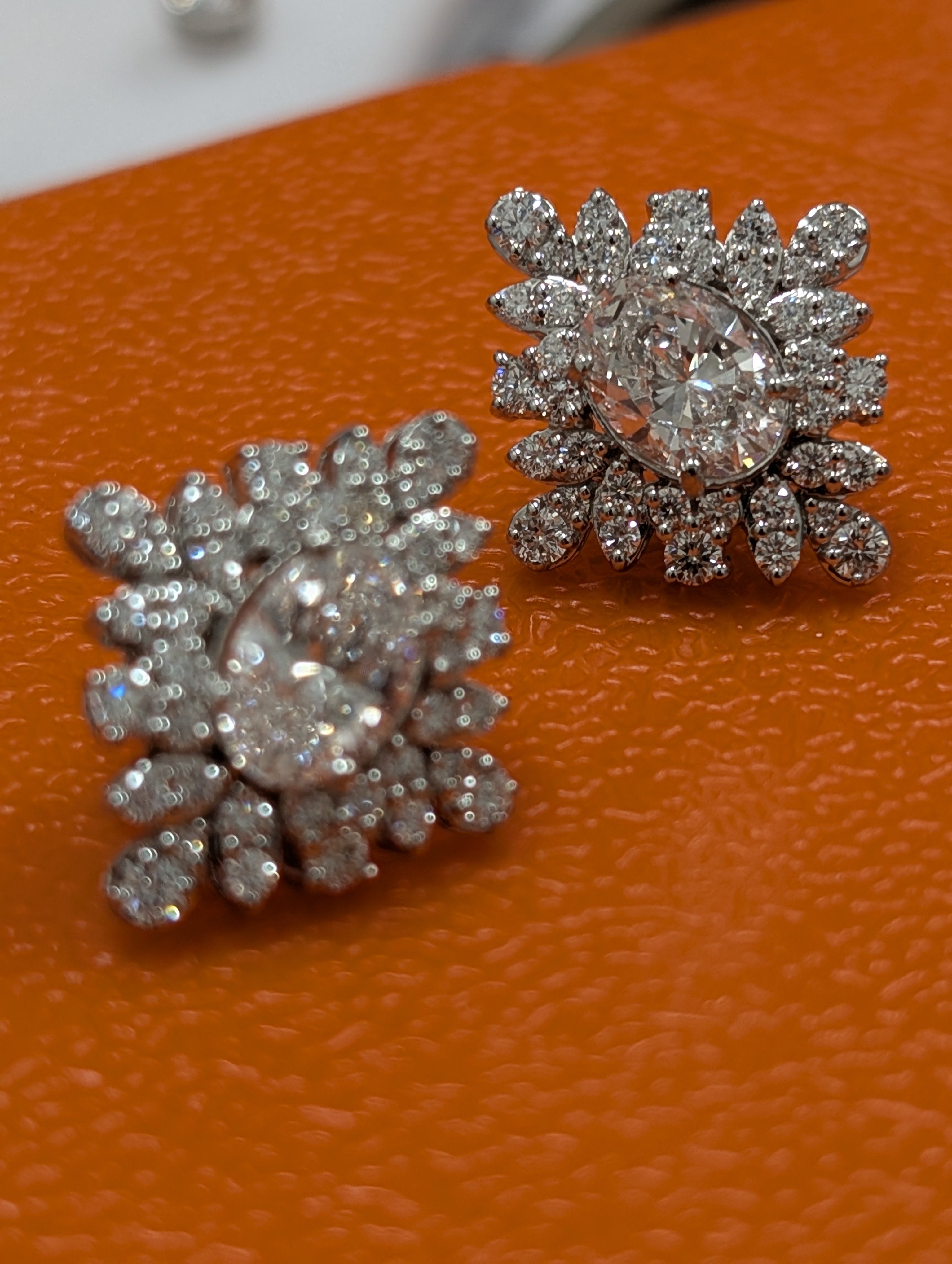 Oval Center Cluster Floral Stud Earring image 3