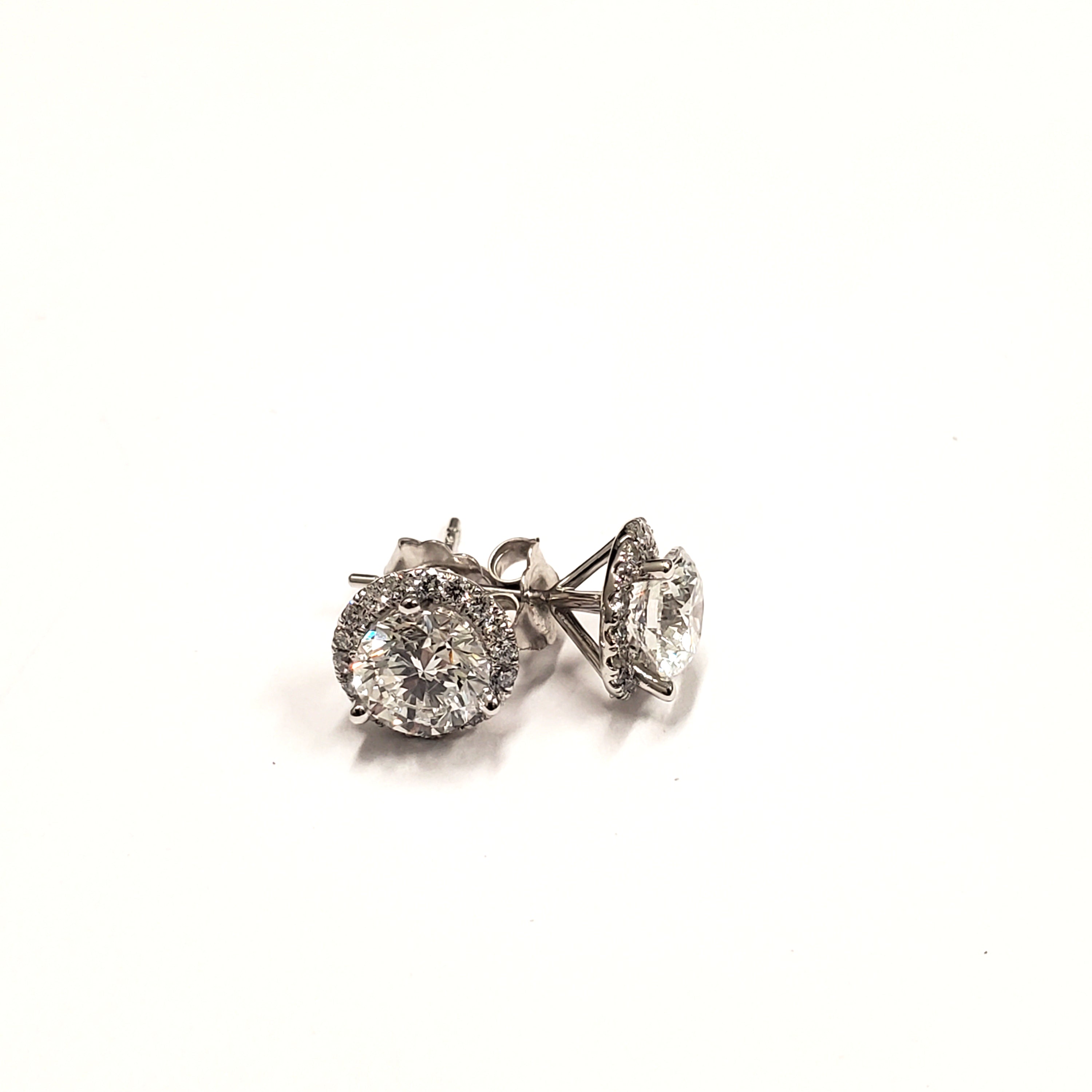 Martini Halo Stud Earring image 4