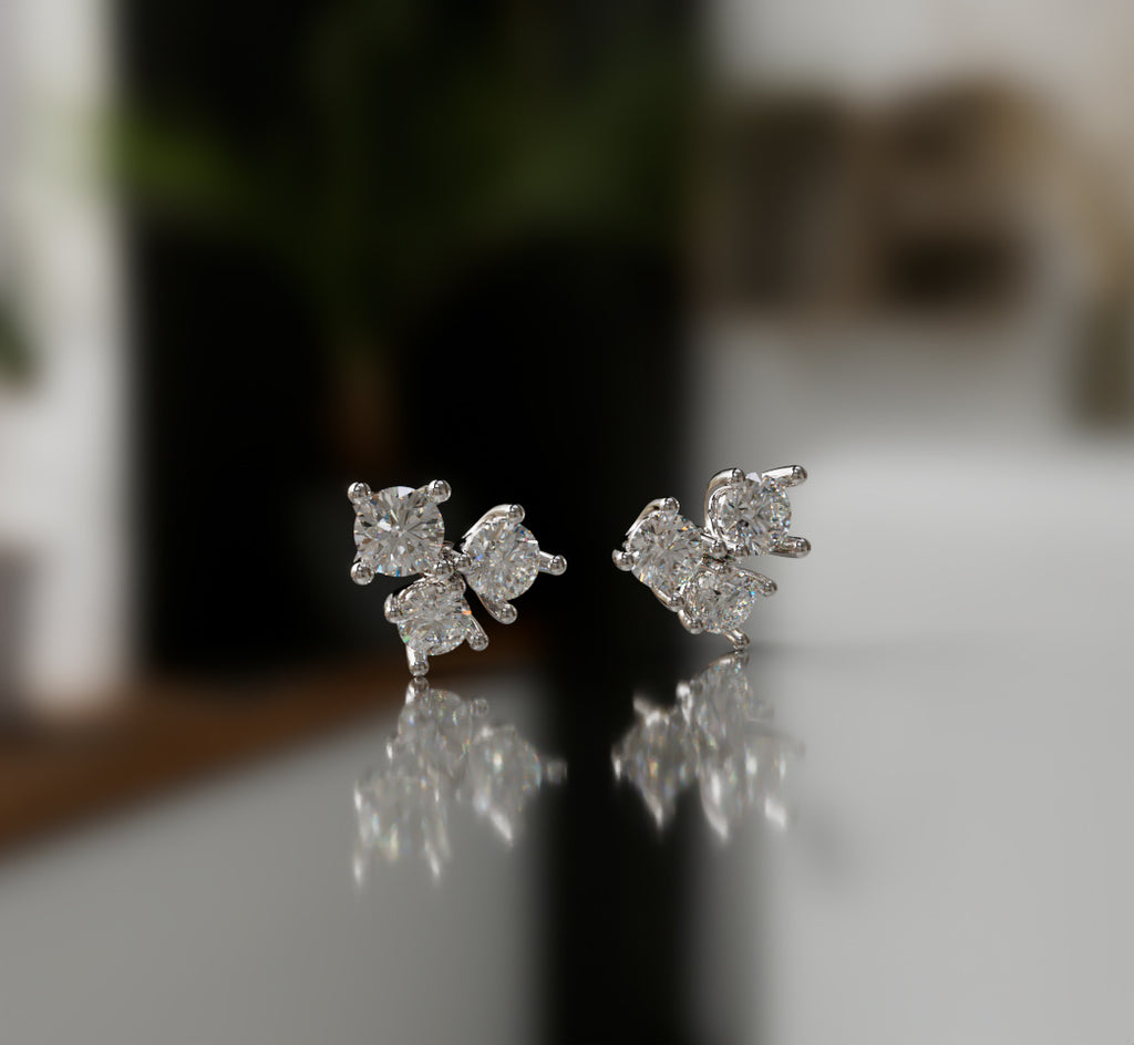 Lumi�re Blossom Diamond Stud Earring image 3