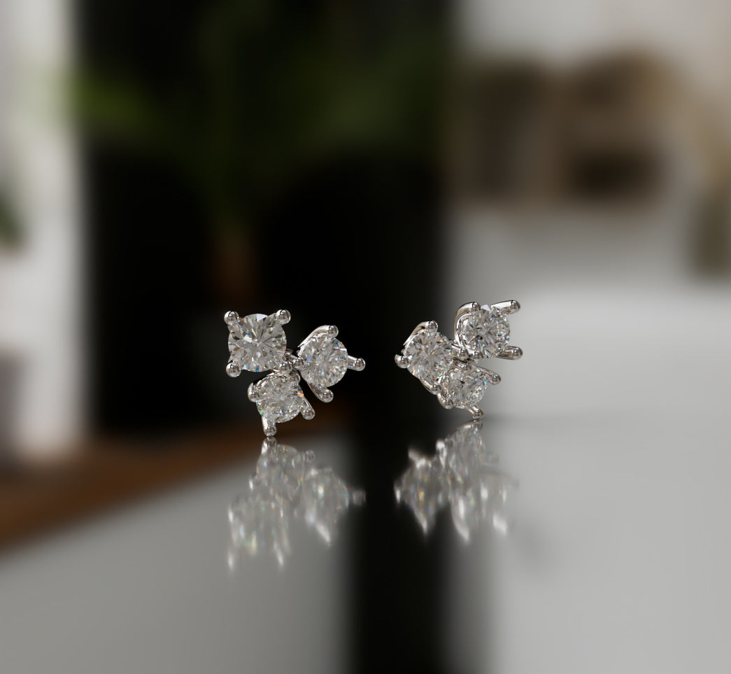 Lumi�re Blossom Diamond Stud Earring image 3