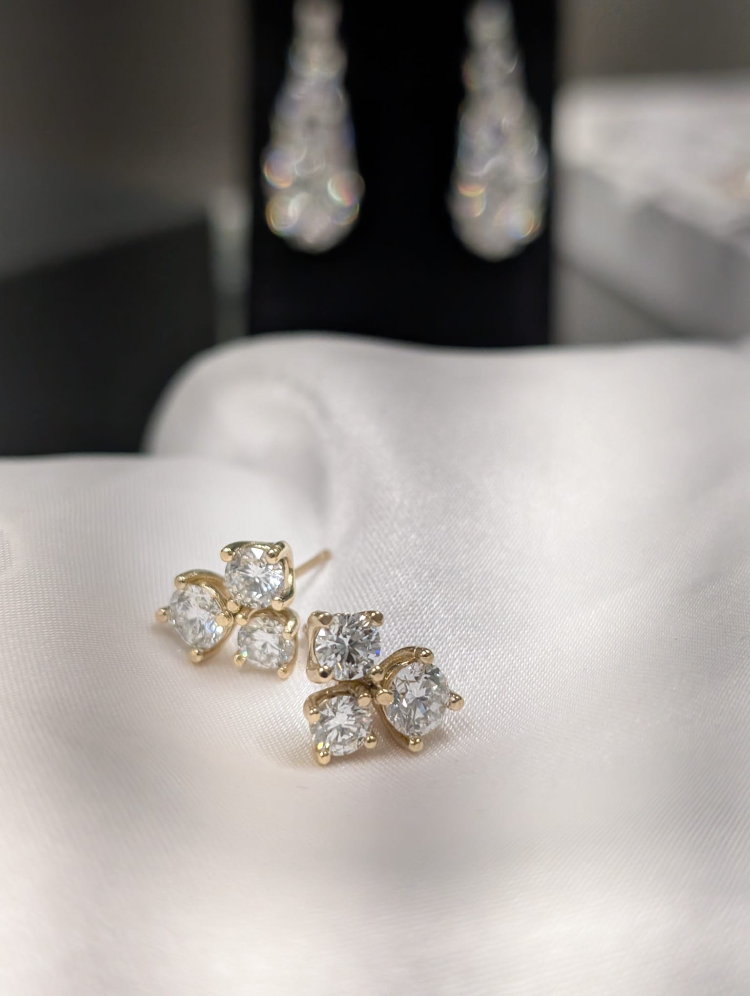Lumi�re Blossom Diamond Stud Earring image 12