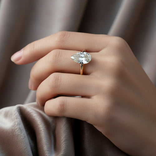 Solitaire Pear-Cut Diamond Engagement Ring image 1