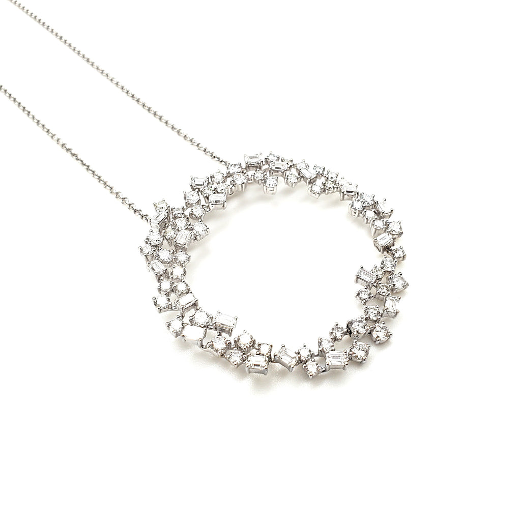 Full Moon Diamond Pendant image 4