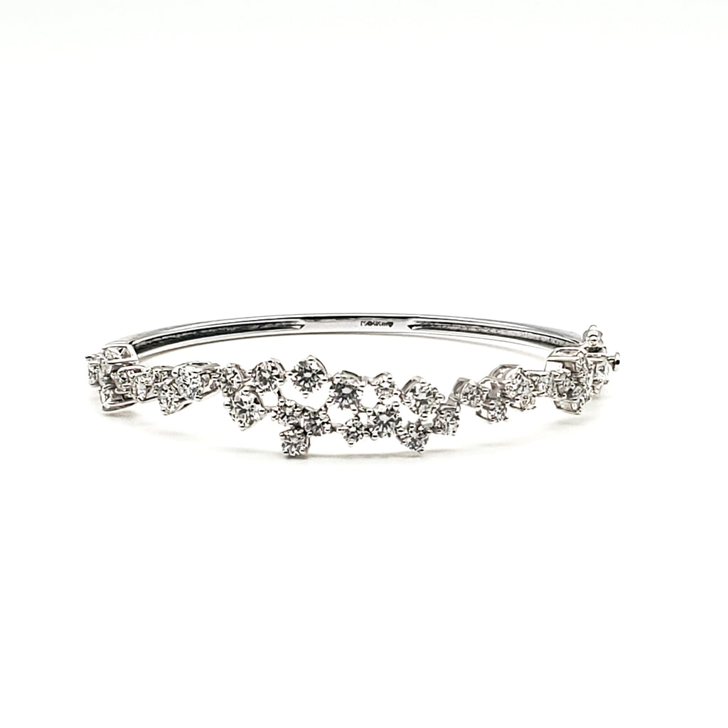 Round Diamonds Bangle image 0