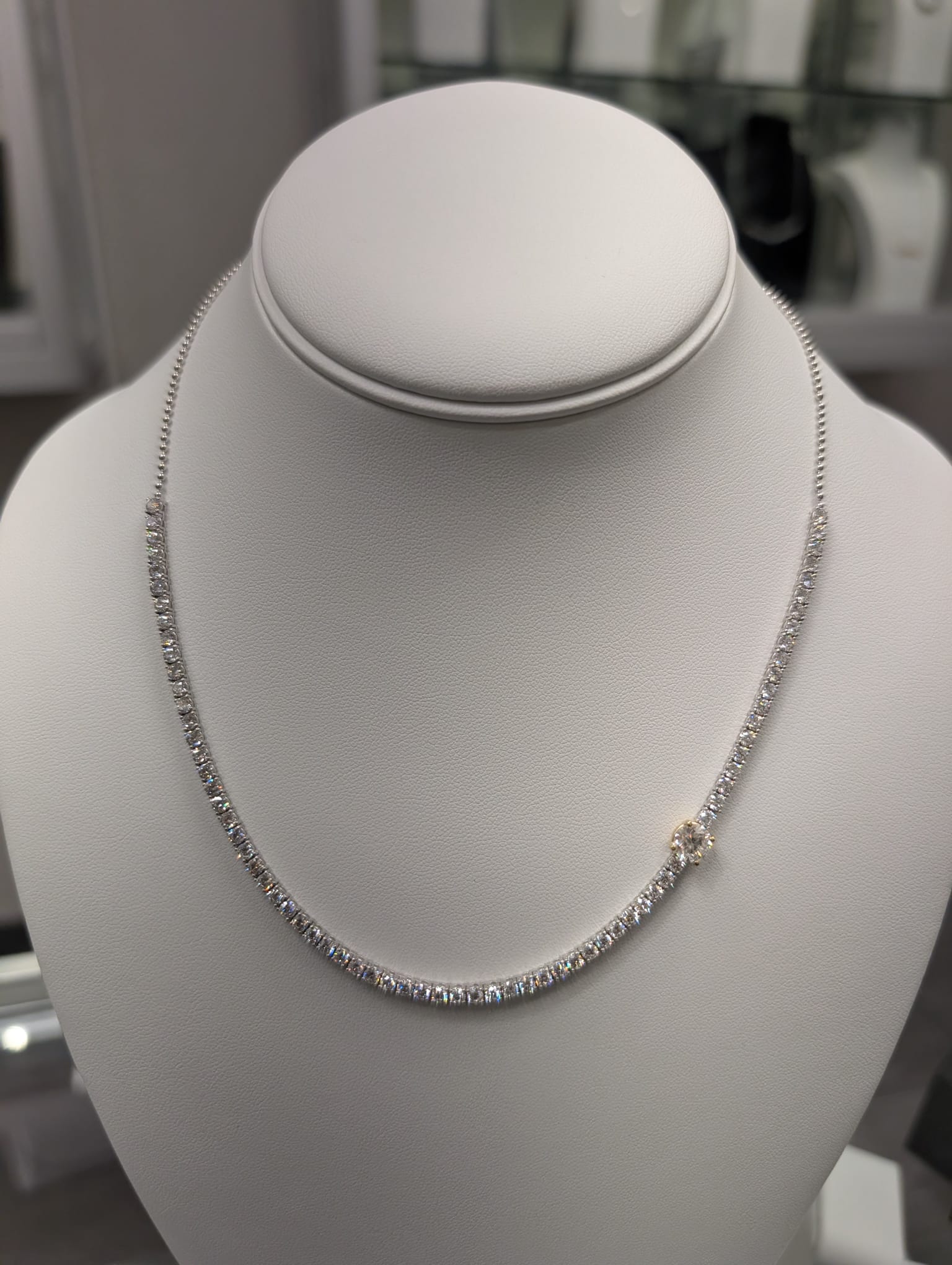 7 pointers with 1ct Round Diamond Tennis Necklace image 0