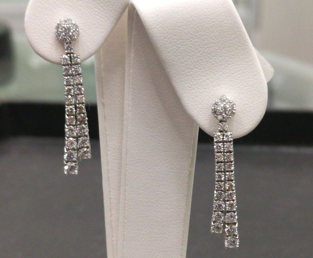 Drop Earring with graduating Diamond image 0