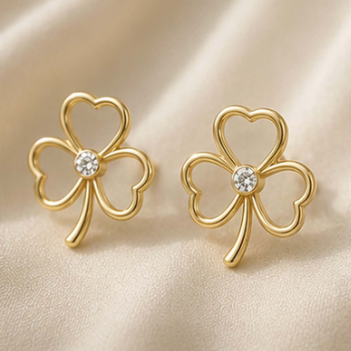 Open Shamrock Diamond Stud Earring