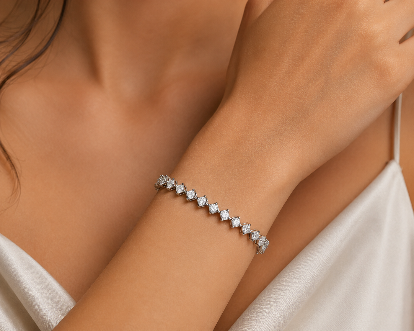10 Pointers Cross Basket Tennis Bracelet