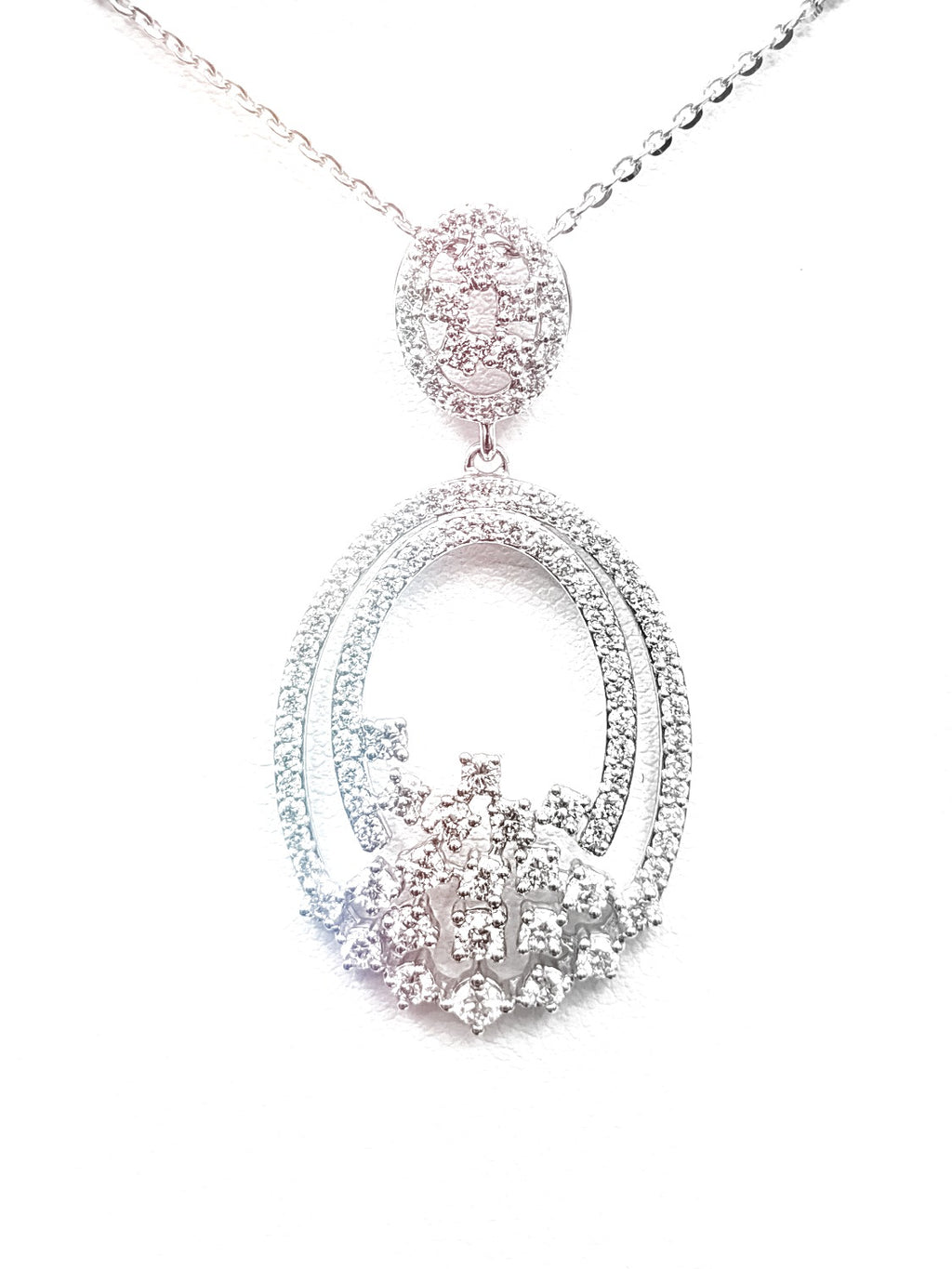 Heavenly Sparkles Diamond Pendant image 5