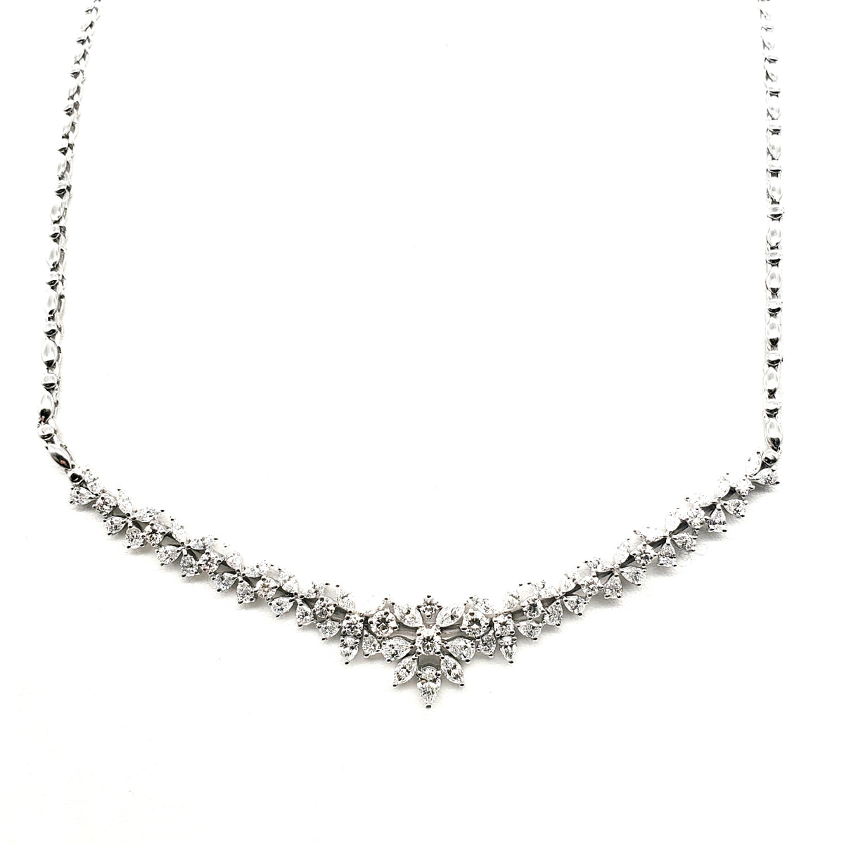 Old Fashioned Flower Design Diamond Necklace image 0