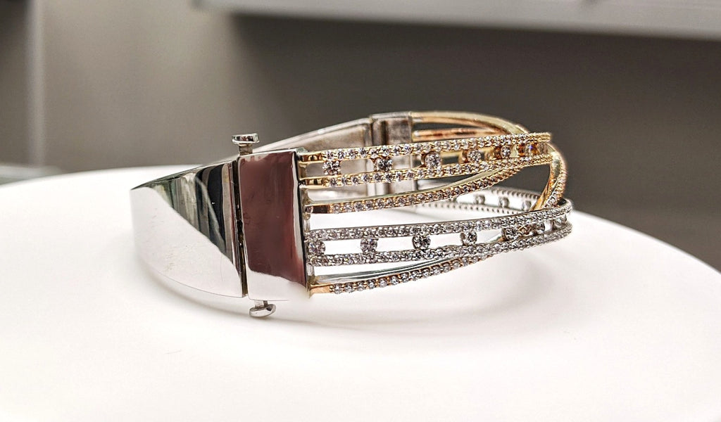 14KT Gold Criss Cross Diamond Bangle image 1