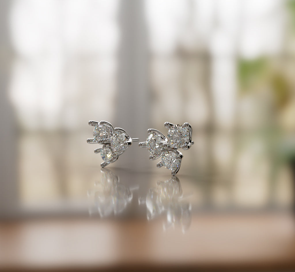 Lumi�re Blossom Diamond Stud Earring image 5