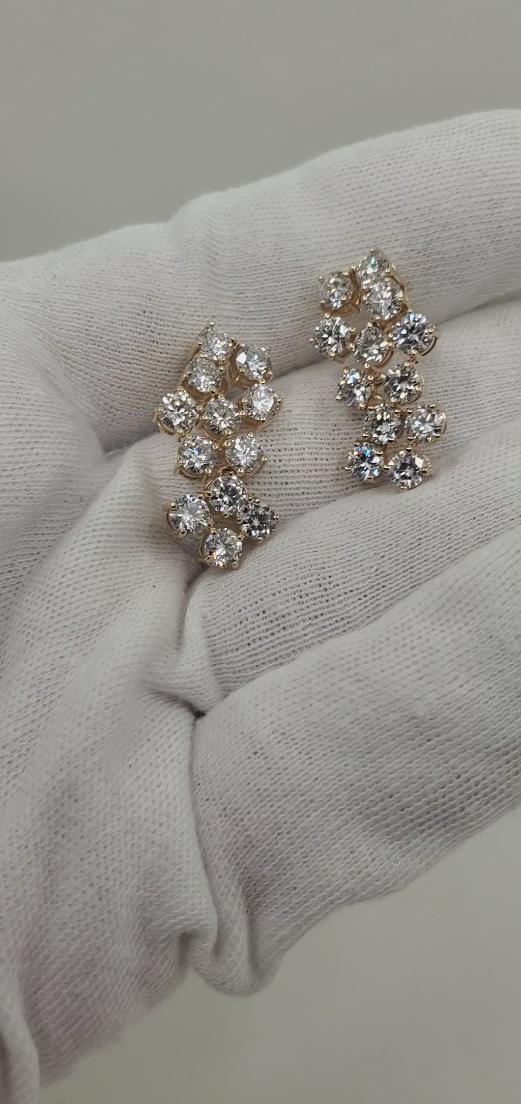 Round Cluster Fancy Dangle Diamond Earring