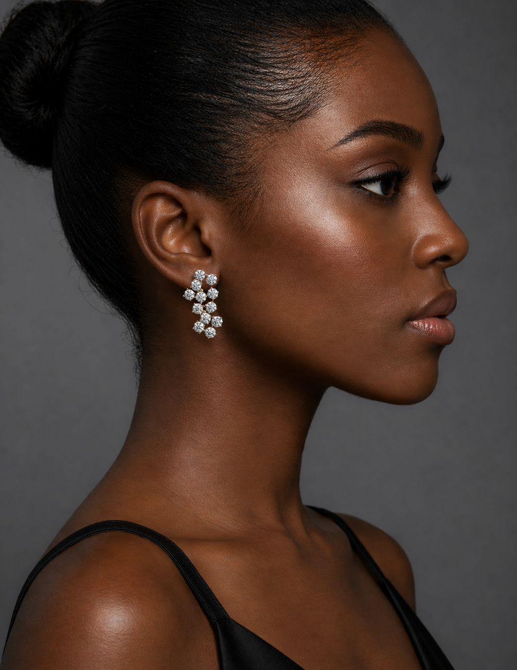Round Cluster Fancy Dangle Diamond Earring